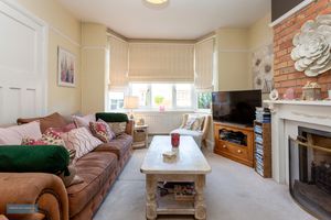 Sitting Room- click for photo gallery